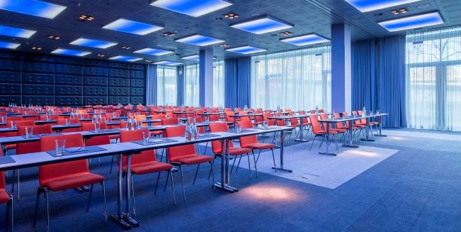 Referentenvorstellung und Vortragsvorstellung Herr Wolfgang Rathke. Nutzungsrechte freundlicherweise zur Ver4fügung gestellt durch das Radisson Blu Hotel Köln (Messe/ Deutz) Referentenvorstellung und Vortragsvorstellung Herr Wolfgang Rathke. Nutzungsrechte freundlicherweise zur Ver4fügung gestellt durch das Radisson Blu Hotel Köln (Messe/ Deutz)