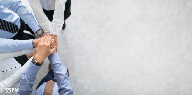 Stellenangebot Projektkaufmann (m/w/d): Quelle: istockphoto.com; Urheber: scyther5; Bild: Stapel von Händen. Einheit und Teamwork Konzept. Nutzungsrechte bezahlt durch 1155PM consultants GmbH Stellenangebot Projektkaufmann (m/w/d): Quelle: istockphoto.com; Urheber: scyther5; Bild: Stapel von Händen. Einheit und Teamwork Konzept. Nutzungsrechte bezahlt durch 1155PM consultants GmbH
